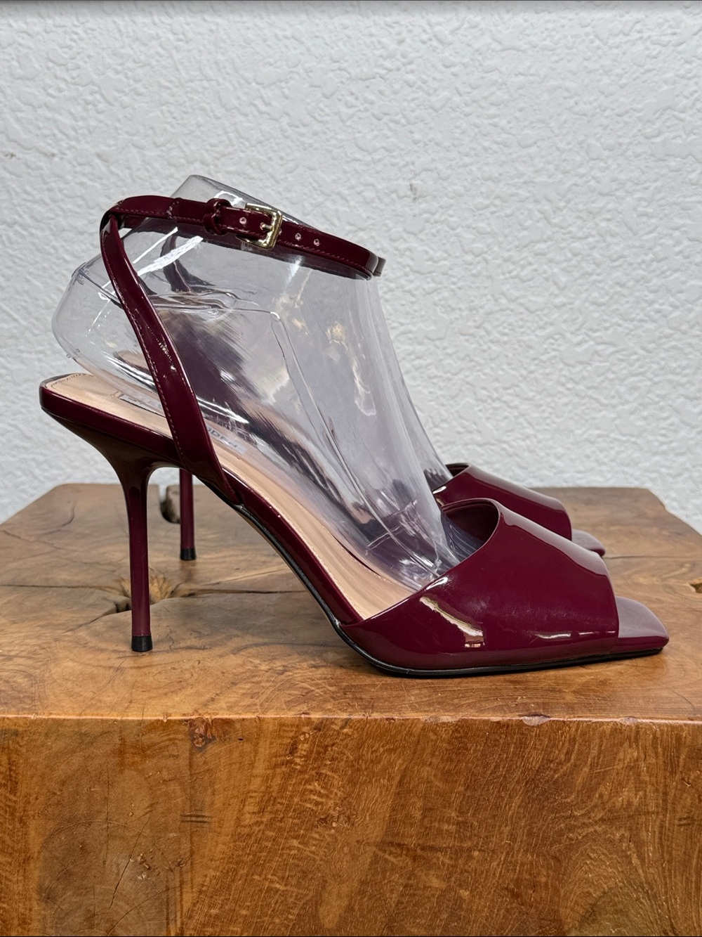 STEVE MADDEN LEESHA BURGUNDY PATENT ANKLE STRAP SQUARE TOE HEELS NWT SIZE 10 - Picture 7 of 14
